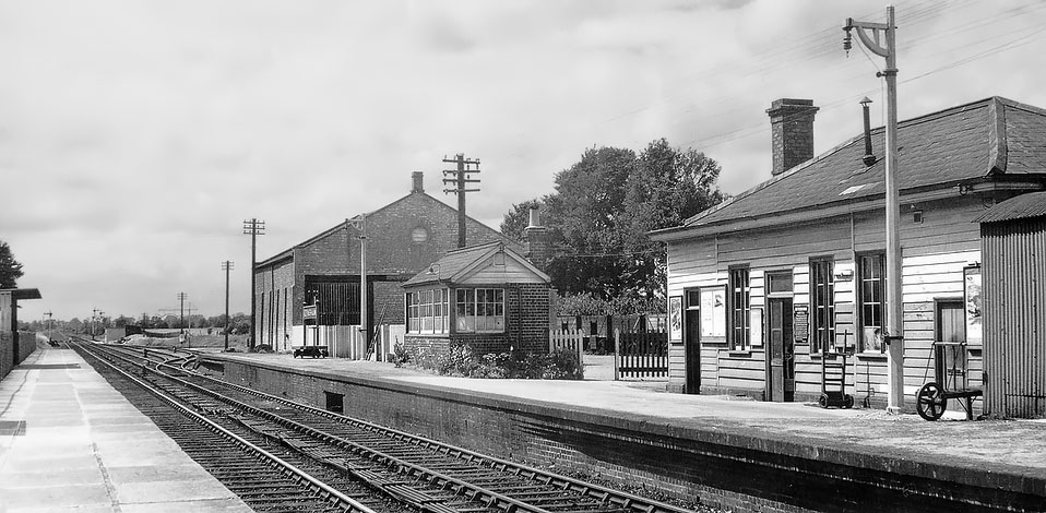 Eynsham_Station_1956.jpg